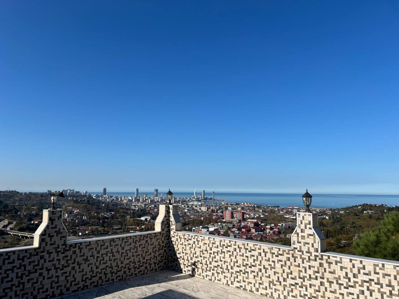 Gt House Batumi Hotell Eksteriør bilde