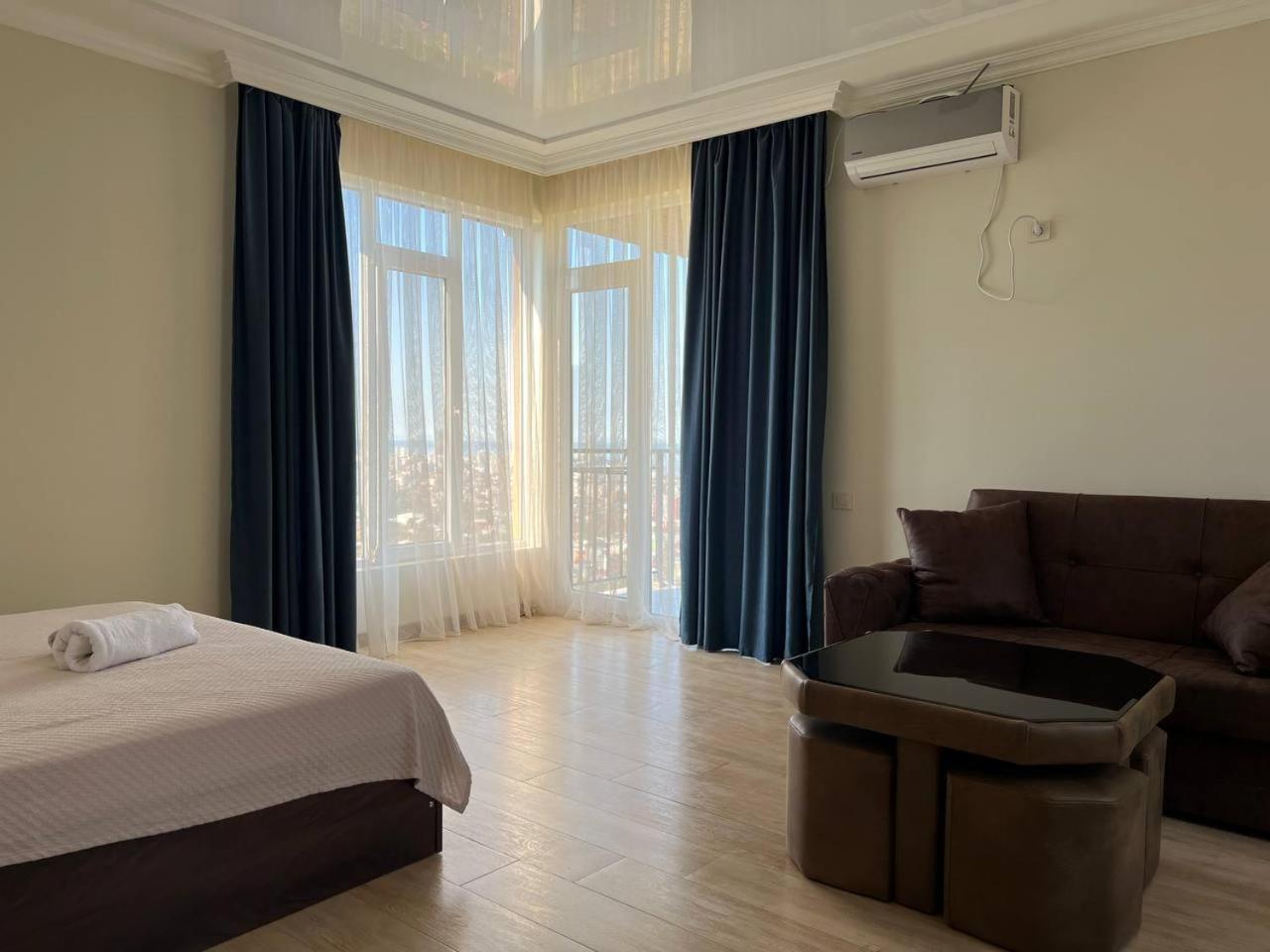 Gt House Batumi Hotell Eksteriør bilde
