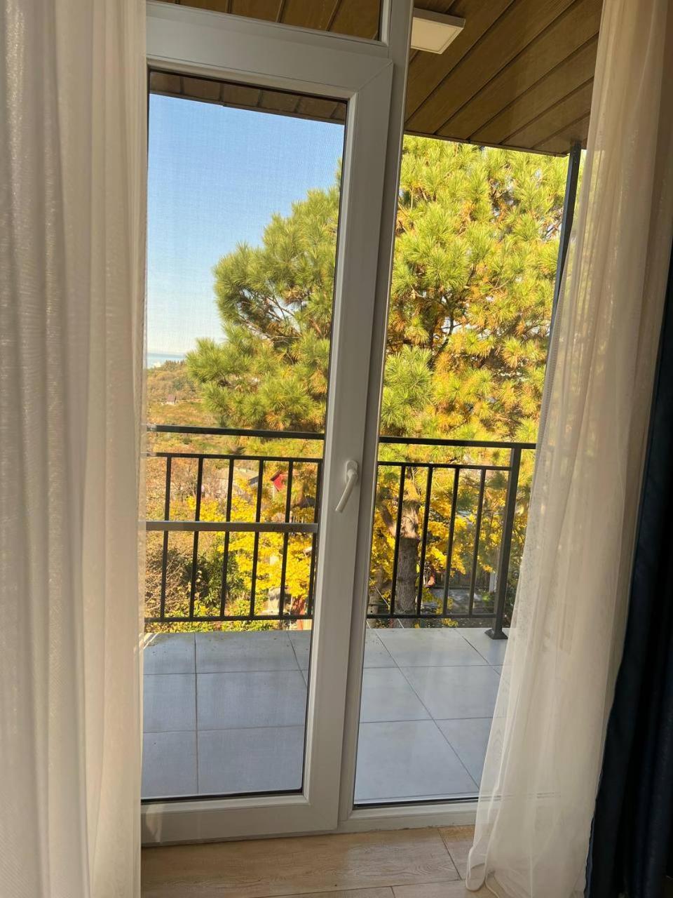 Gt House Batumi Hotell Eksteriør bilde