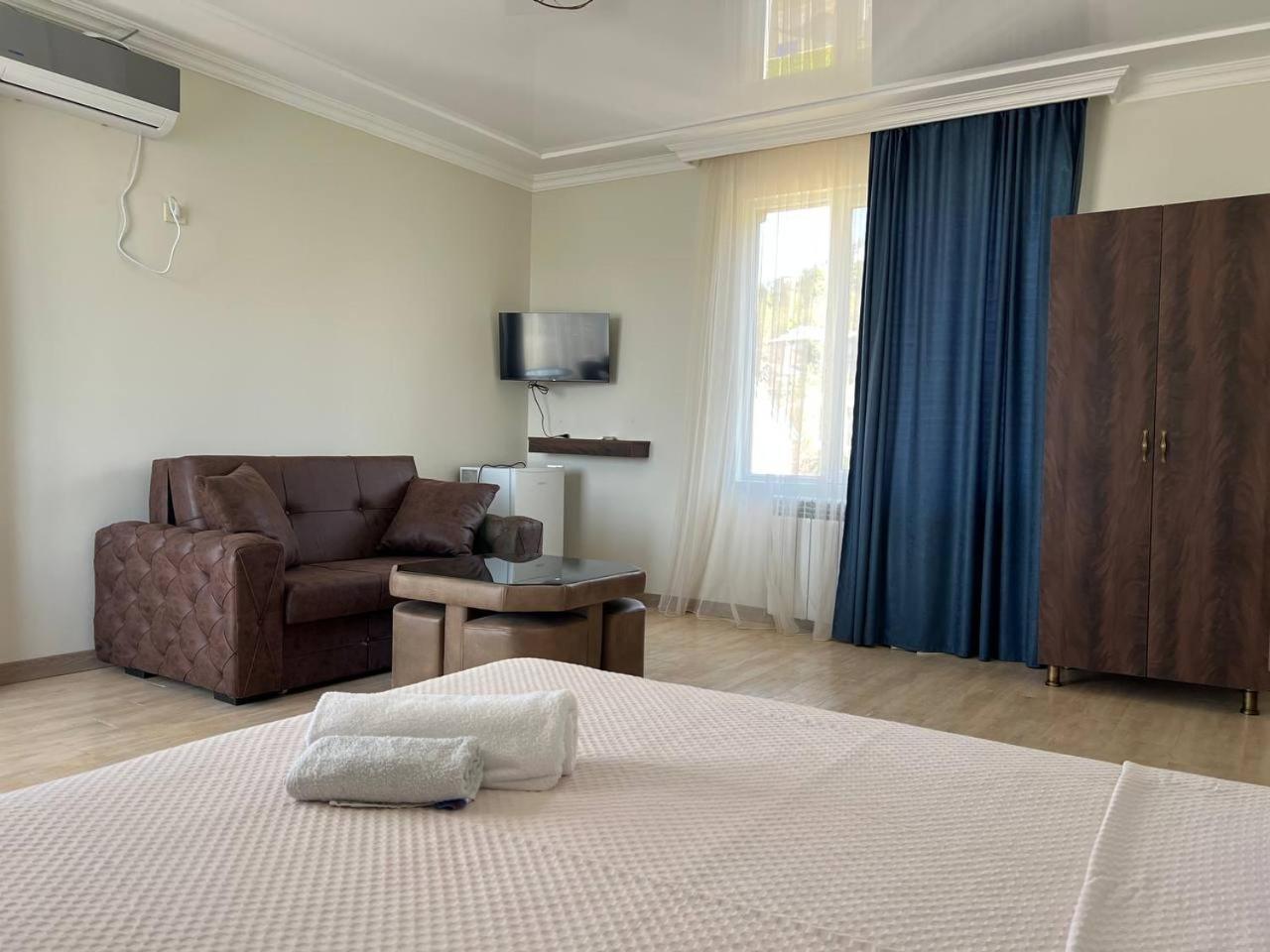 Gt House Batumi Hotell Eksteriør bilde