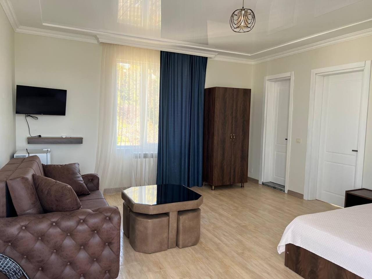 Gt House Batumi Hotell Eksteriør bilde